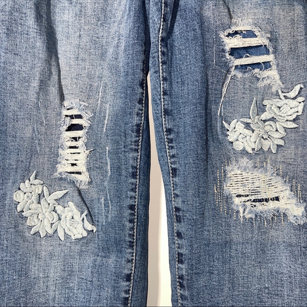 Lane Bryant Distressed Patchwork / Embroidered Ca… - image 4